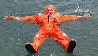 IMSUITORANGE047