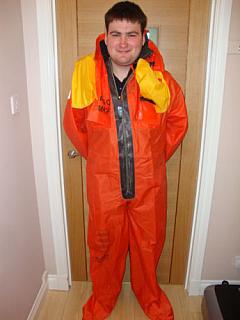 IMSUITORANGE084