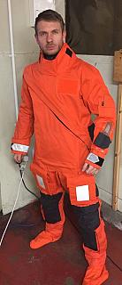 IMSUITORANGE178