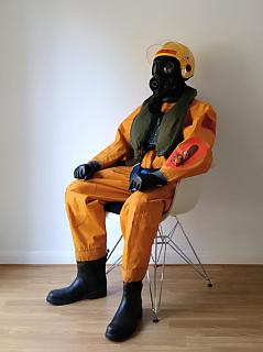IMSUITORANGE211