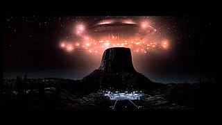 Close Encounters 32 