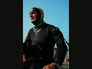 DIVE 0104