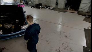 Young Mechanic 057