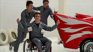 GLEE GREASE 26