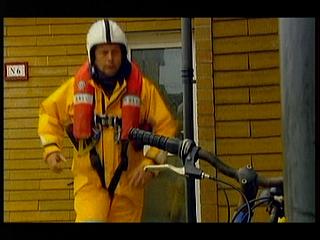 lifeboat02