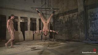 BOUNDGODS 0068