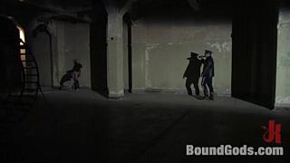 BOUNDGODS 0233