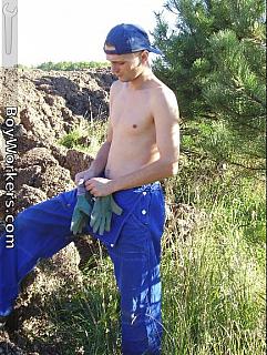 Boy Workers 023