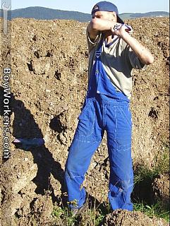 Boy Workers 030