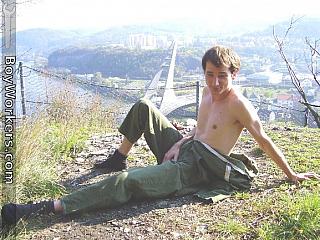Boy Workers 053