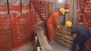 Men at Work 02