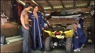 ROUGH RIDERS 037