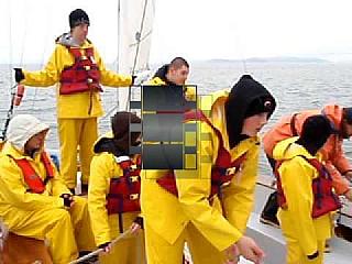 Ballard Maritime Academy students sailing Carlyn