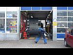 Afleveren van autobanden bij Kwik-Fit Noordwijk