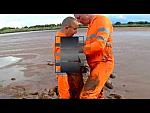 Mud Kissing 2