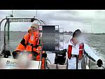 How to Drive a Boat - RYA Powerboat Training